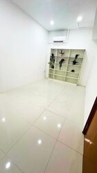Fuyuen Court (D14), Shop House #521010471